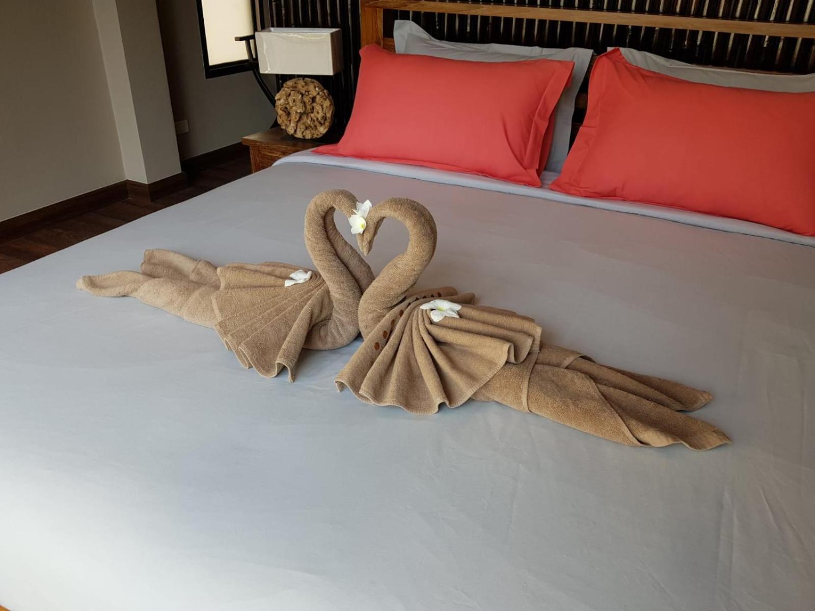 Exotic Boutique Hotel เขาหลัก ภายนอก รูปภาพ