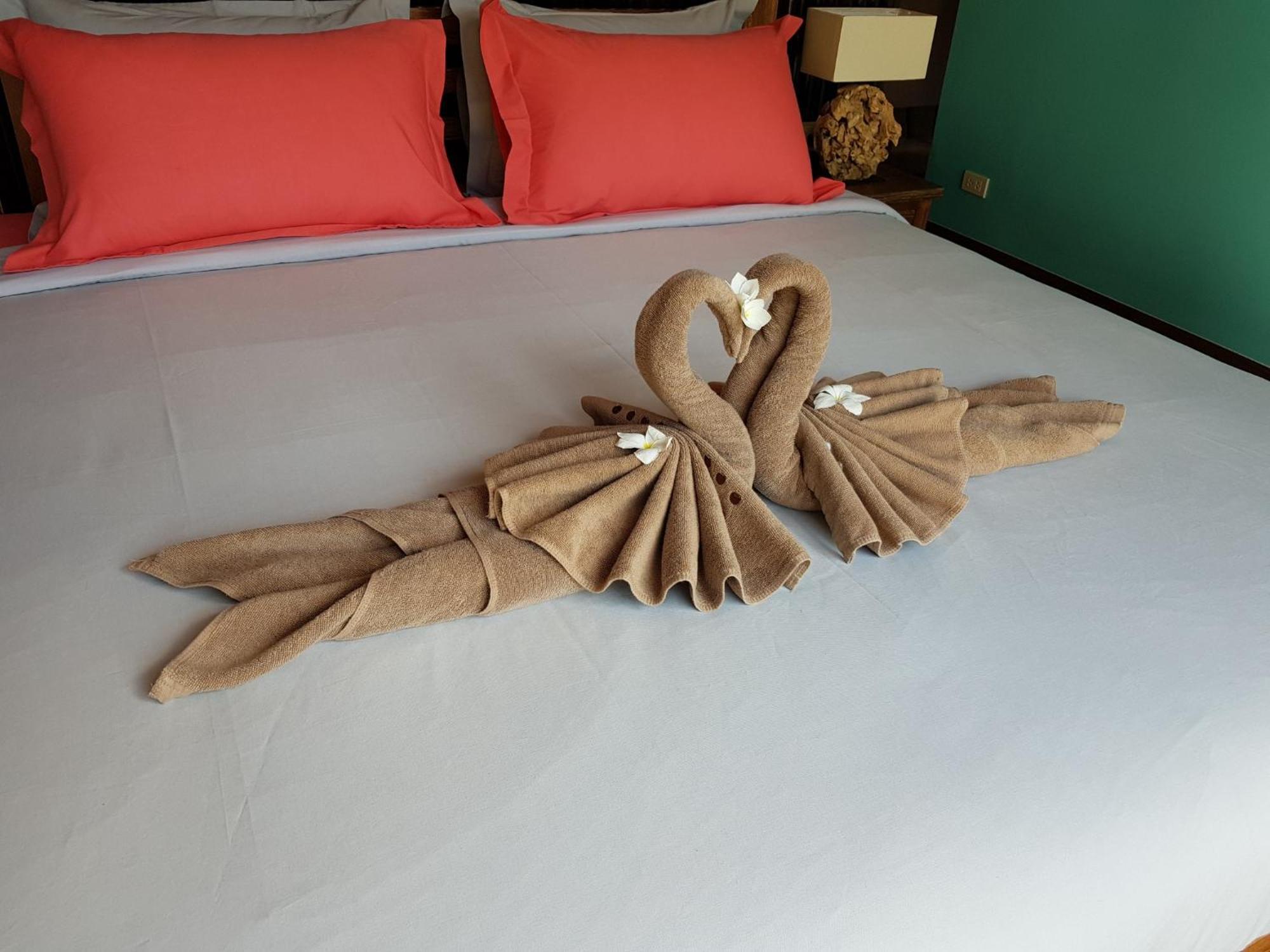 Exotic Boutique Hotel เขาหลัก ภายนอก รูปภาพ